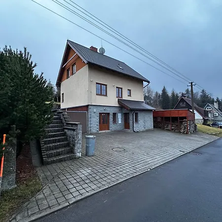 Chata U Cestare * Loucna pod Klinovcem